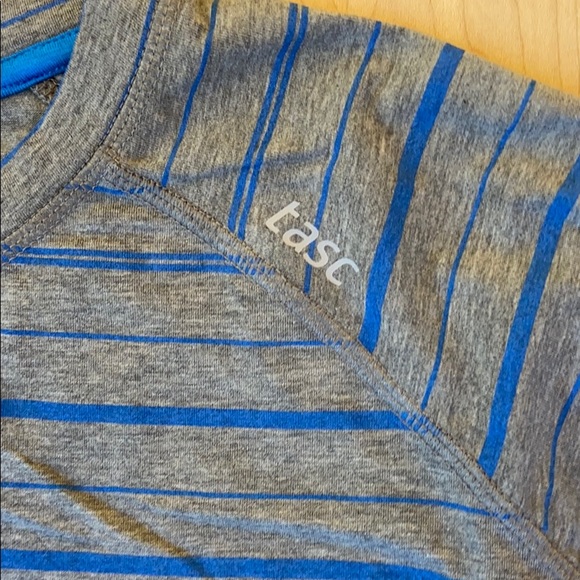 NWT Tasc Performance T-shirt - Picture 3 of 5